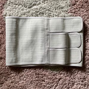 Frida postpartum abdominal support